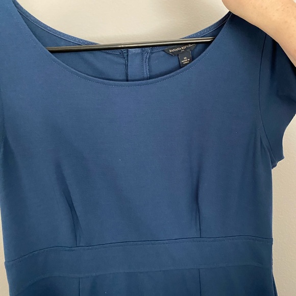 Women’s Banana Republic Dress - Picture 3 of 6